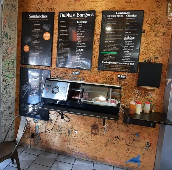 Autograph the Wall at Bubbas